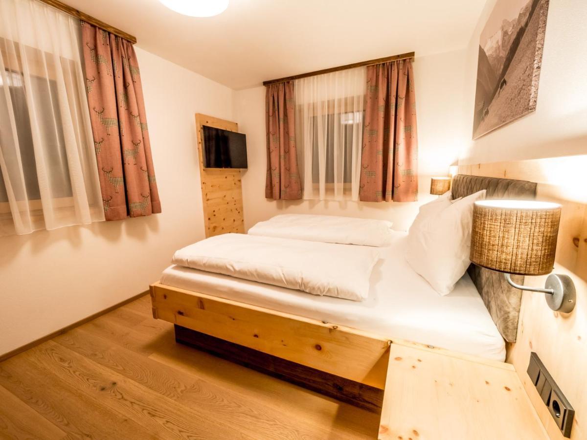 Almhittn - Luxus Appartements フィンケンベルク エクステリア 写真