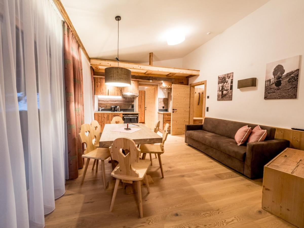 Almhittn - Luxus Appartements フィンケンベルク エクステリア 写真