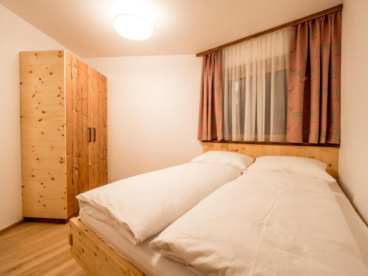Almhittn - Luxus Appartements フィンケンベルク エクステリア 写真